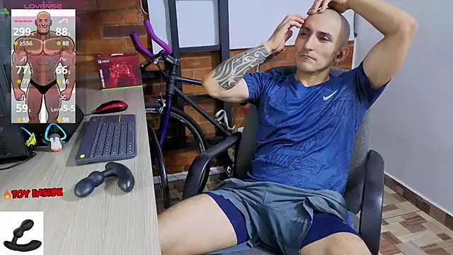 Marck Muscle online show from May 7, 2026, 1:54 am
