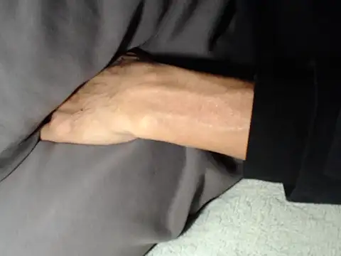 IMAGatMARK online show from November 7, 2025, 9:41 pm