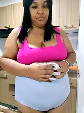 Snapshot of Mia_Adell_11 chatting on February 3, 2025, 7:40 am Mia Adell 11 online show from February 3, 2025, 7:40 am