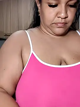 Snapshot of Mia_Adell_11 chatting on October 21, 2025, 3:50 am Mia Adell 11 online show from October 21, 2025, 3:50 am