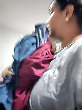 Snapshot of Mia_Adell_11 chatting on February 28, 2025, 4:21 am Mia Adell 11 online show from February 28, 2025, 4:21 am