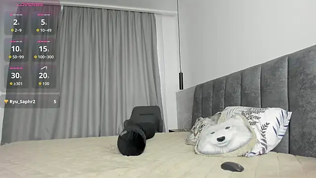 MCfly 11 online show from November 9, 2025, 1:15 pm