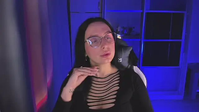 Snapshot of Christy_Calypso chatting on November 6, 2025, 3:27 pm Christy Calypso online show from November 6, 2025, 3:27 pm