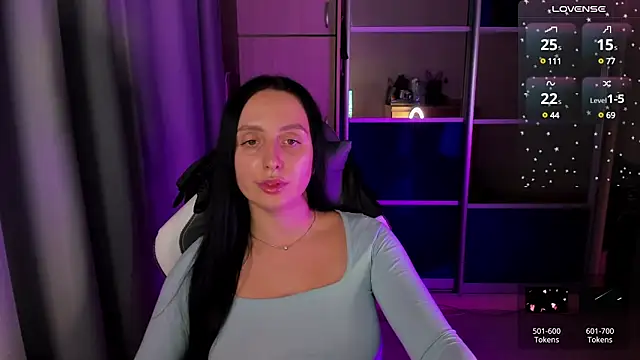 Christy Calypso online show from February 4, 2025, 1:34 am
