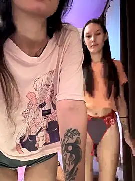 Snapshot of Heart_Ass chatting on November 19, 2025, 6:24 am Heart Ass online show from November 19, 2025, 6:24 am