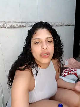 Snapshot of Shura_xxxBig chatting on October 16, 2025, 11:24 pm Shura xxxBig online show from October 16, 2025, 11:24 pm