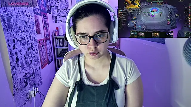 Snapshot of Vallolet_Spencer chatting on November 5, 2025, 5:21 am Vallolet Spencer online show from November 5, 2025, 5:21 am