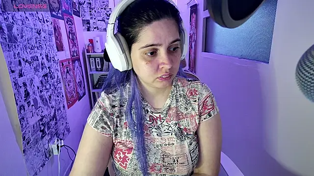 Snapshot of Vallolet_Spencer chatting on November 11, 2025, 5:35 am Vallolet Spencer online show from November 11, 2025, 5:35 am