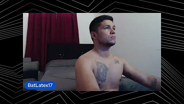 henrique Batman Latex017 online show from May 7, 2026, 6:55 pm