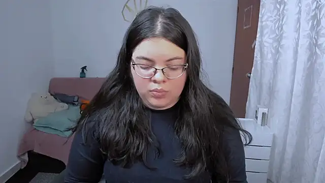 Aria Fullbuster online show from November 27, 2025, 9:15 pm