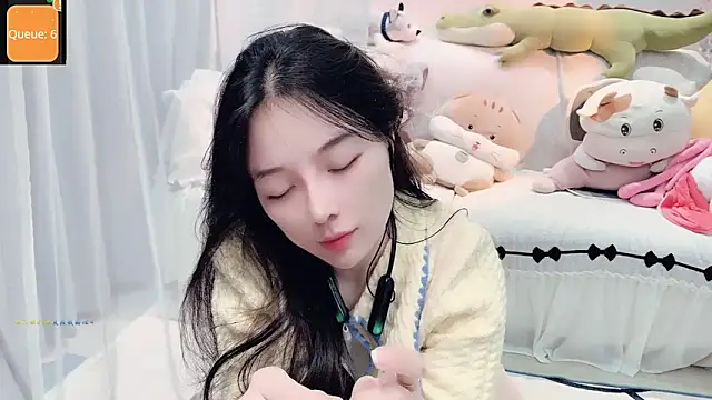 Snapshot of AKiKi711 chatting on October 18, 2025, 4:20 pm AKiKi711 online show from October 18, 2025, 4:20 pm