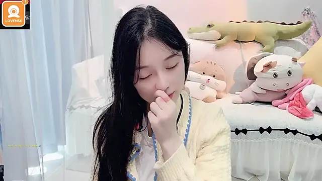 Snapshot of AKiKi711 chatting on October 18, 2025, 4:14 am AKiKi711 online show from October 18, 2025, 4:14 am