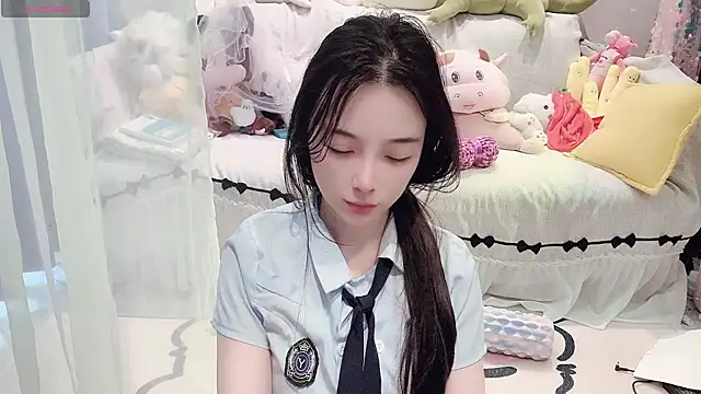 AKiKi711 online show from May 21, 2026, 4:54 am