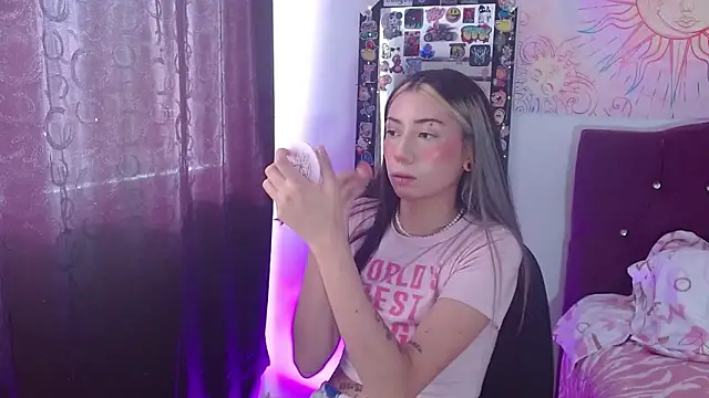 Snapshot of squirt_charlott chatting on November 10, 2025, 7:41 pm squirt charlott online show from November 10, 2025, 7:41 pm