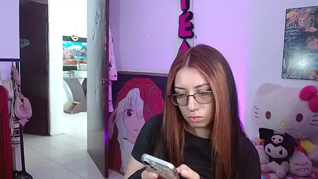 Snapshot of squirt_charlott chatting on December 4, 2025, 4:50 pm squirt charlott online show from December 4, 2025, 4:50 pm