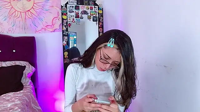 Snapshot of squirt_charlott chatting on November 28, 2025, 5:24 pm squirt charlott online show from November 28, 2025, 5:24 pm