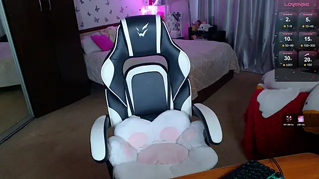 Sidney blush online show from March 18, 2026, 8:06 am