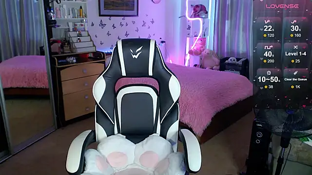 Snapshot of Sidney_blush chatting on September 26, 2025, 8:10 am Sidney blush online show from September 26, 2025, 8:10 am