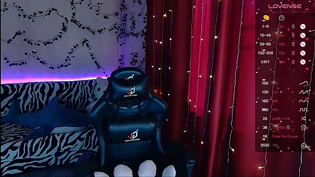 Snapshot of Sidney_blush chatting on March 13, 2025, 8:26 am Sidney blush online show from March 13, 2025, 8:26 am