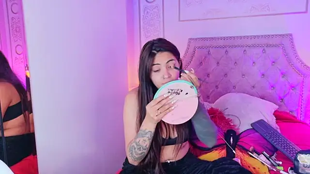 Cori Paige online show from February 18, 2026, 4:54 am