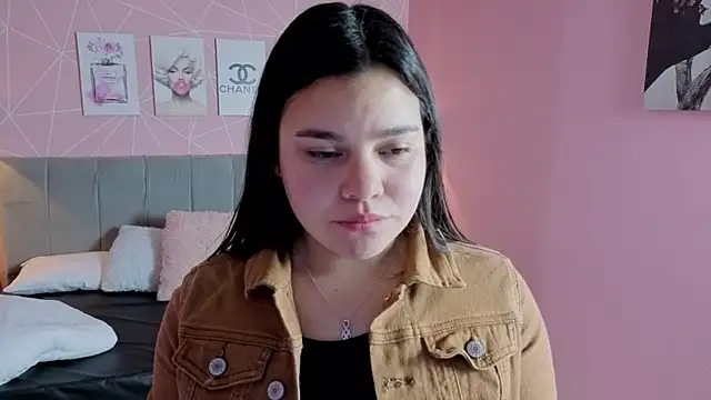 Snapshot of zara__sweet chatting on June 8, 2026, 2:06 pm zara sweet online show from June 8, 2026, 2:06 pm