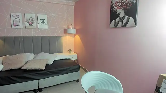 zara  sweet online show from October 30, 2025, 1:31 pm