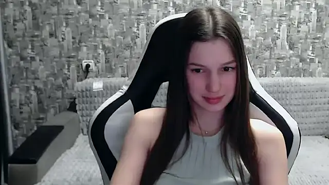 Snapshot of MissMiaCutie chatting on February 24, 2025, 3:09 pm MissMiaCutie online show from February 24, 2025, 3:09 pm