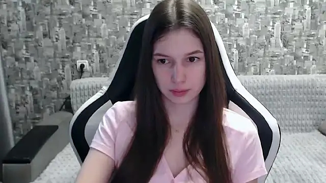 Snapshot of MissMiaCutie chatting on February 11, 2025, 11:42 am MissMiaCutie online show from February 11, 2025, 11:42 am