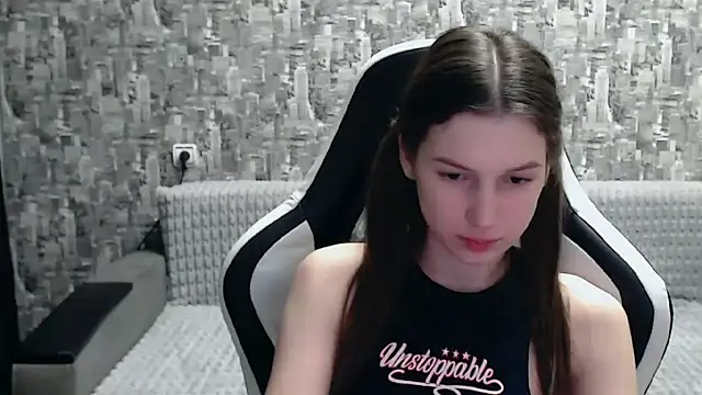 Snapshot of MissMiaCutie chatting on March 4, 2025, 6:07 pm MissMiaCutie online show from March 4, 2025, 6:07 pm