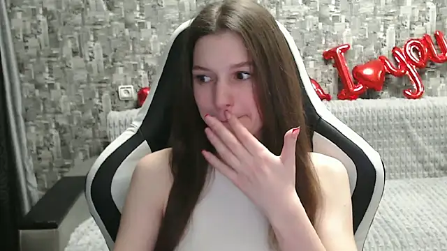Snapshot of MissMiaCutie chatting on March 12, 2025, 5:38 pm MissMiaCutie online show from March 12, 2025, 5:38 pm