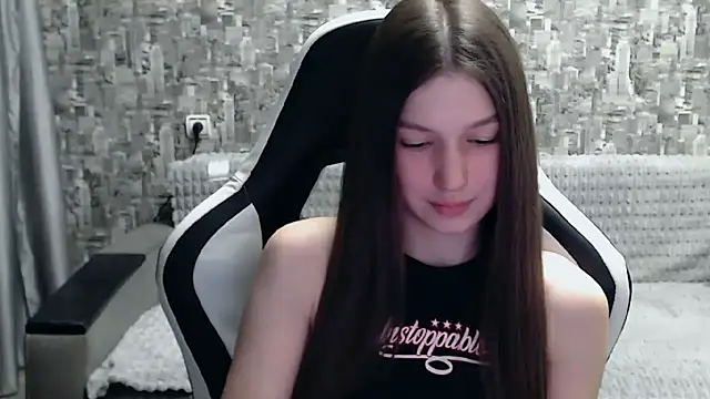 Snapshot of MissMiaCutie chatting on February 25, 2025, 3:31 pm MissMiaCutie online show from February 25, 2025, 3:31 pm
