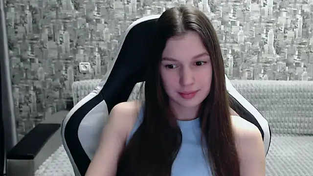 Snapshot of MissMiaCutie chatting on March 5, 2025, 4:46 pm MissMiaCutie online show from March 5, 2025, 4:46 pm