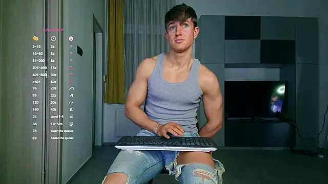 Snapshot of ChristianLevine_ chatting on November 16, 2025, 8:24 pm ChristianLevine online show from November 16, 2025, 8:24 pm