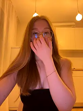 Snapshot of Eva_Weyne chatting on November 13, 2025, 7:40 pm Eva Weyne online show from November 13, 2025, 7:40 pm