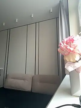 Sweet  Milly online show from October 19, 2025, 12:52 pm