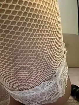 Snapshot of Sweet__Milly chatting on February 13, 2026, 2:28 pm Sweet Milly online show from February 13, 2026, 2:28 pm