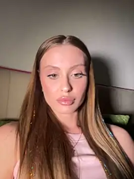 Sweet  Milly online show from May 7, 2026, 3:04 pm