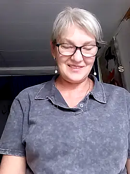 Snapshot of irinamaux chatting on June 30, 2026, 5:51 am irinamaux online show from June 30, 2026, 5:51 am