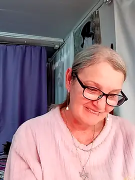 irinamaux online show from January 17, 2026, 8:07 am