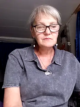 Snapshot of irinamaux chatting on June 23, 2026, 2:20 am irinamaux online show from June 23, 2026, 2:20 am