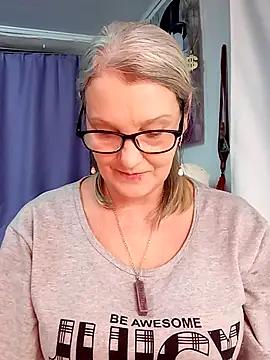 irinamaux online show from January 18, 2026, 10:40 am