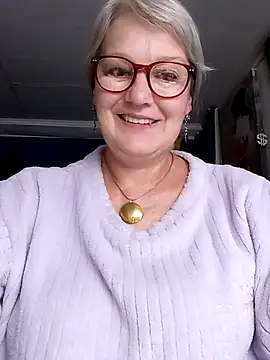 Snapshot of irinamaux chatting on July 25, 2026, 11:55 pm irinamaux online show from July 25, 2026, 11:55 pm