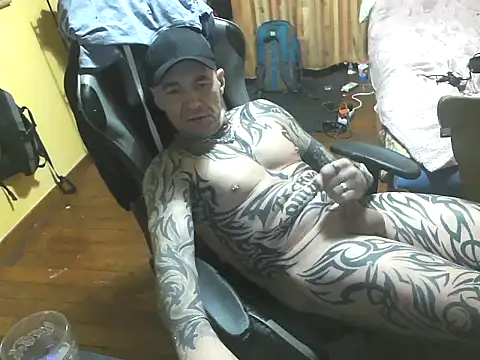 Tomi18cmm2 online show from December 5, 2025, 9:23 pm