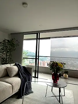 Snapshot of Brunettexio chatting on September 19, 2025, 9:52 pm Brunettexio online show from September 19, 2025, 9:52 pm