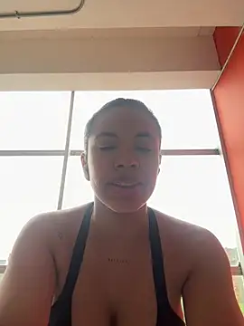 Snapshot of Brunettexio chatting on February 8, 2025, 3:21 pm Brunettexio online show from February 8, 2025, 3:21 pm