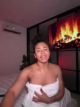 Snapshot of Brunettexio chatting on January 26, 2025, 2:56 am Brunettexio online show from January 26, 2025, 2:56 am