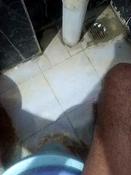 Snapshot of mr_slim_body chatting on January 15, 2025, 2:06 am mr slim body online show from January 15, 2025, 2:06 am