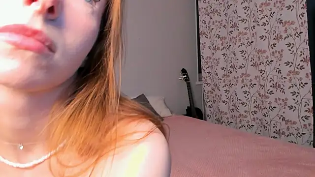 Snapshot of vea_foxy chatting on November 15, 2025, 8:35 pm vea foxy online show from November 15, 2025, 8:35 pm