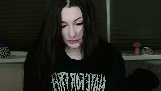 nostripchat online show from February 28, 2026, 3:33 pm