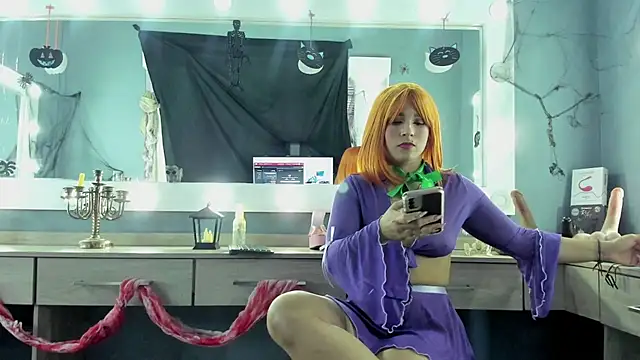 Sofi Perez  online show from October 31, 2025, 11:51 am